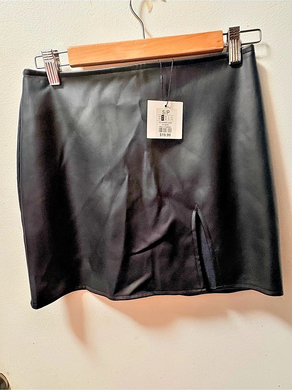 Charlotte Russe Faux Leather Mini Skirt Black Size Small NWT